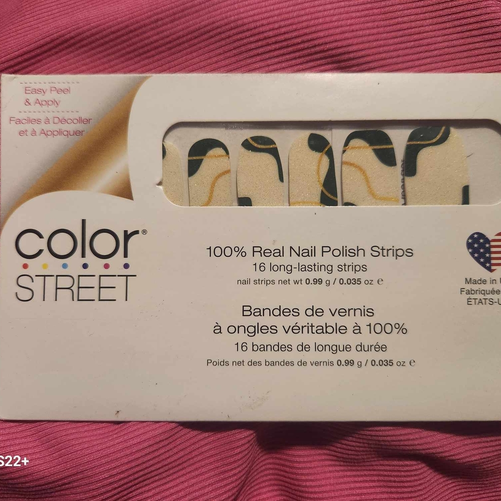 Colorstreet - OPPOSITES ABSTRACT